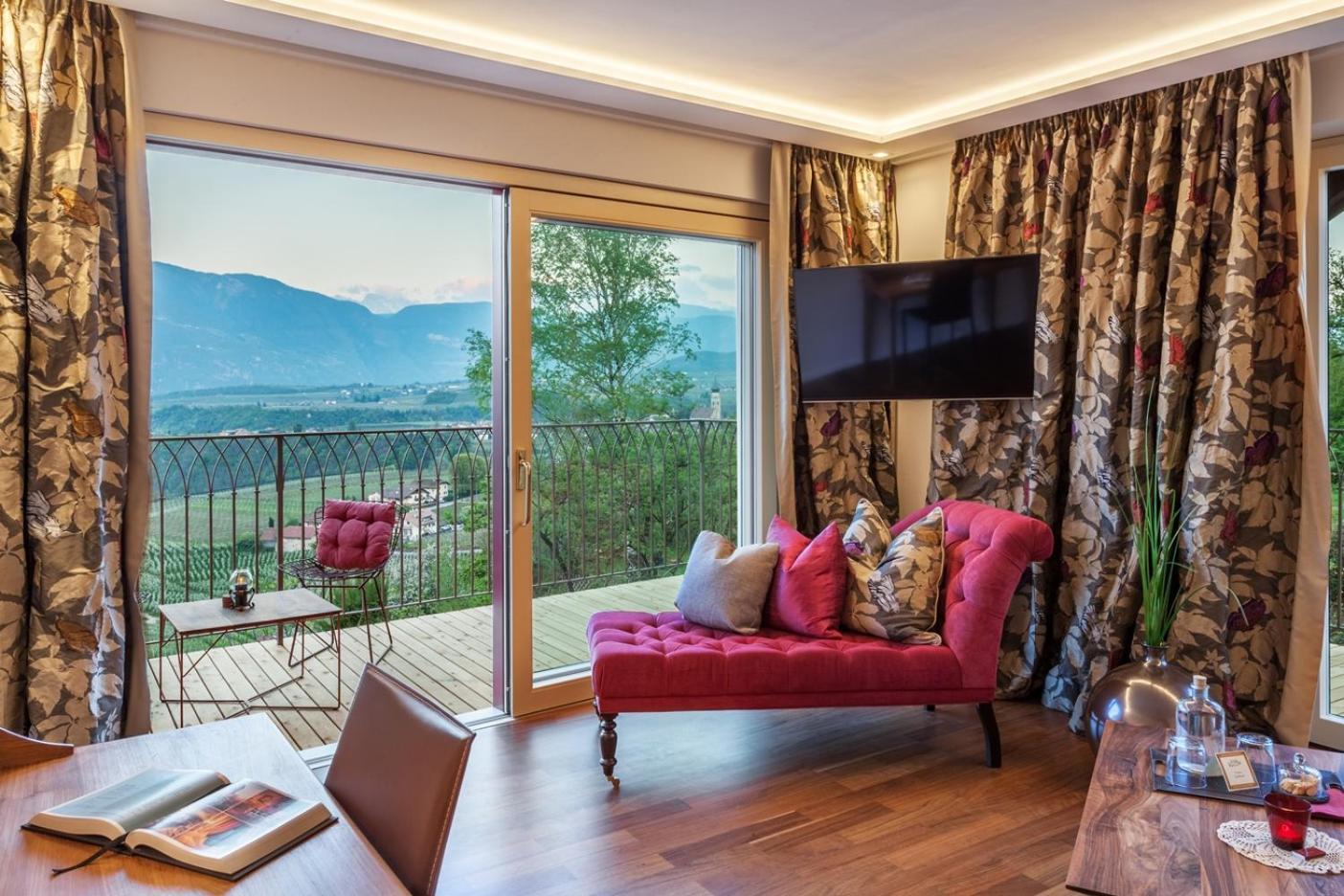 Schloss Hotel Korb Аппиано-Сулла-Страда-дель-Вино Экстерьер фото
