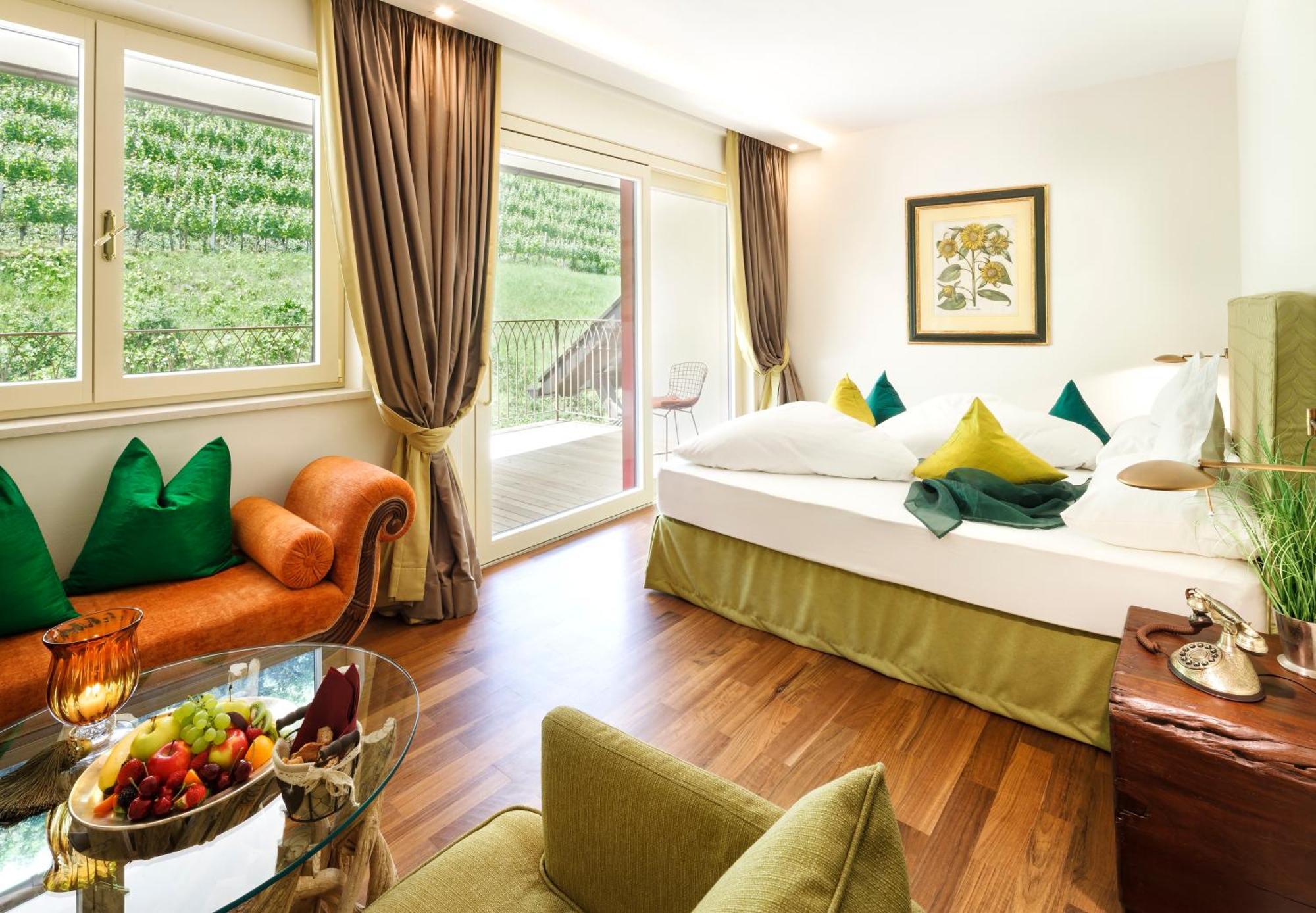 Schloss Hotel Korb Аппиано-Сулла-Страда-дель-Вино Экстерьер фото